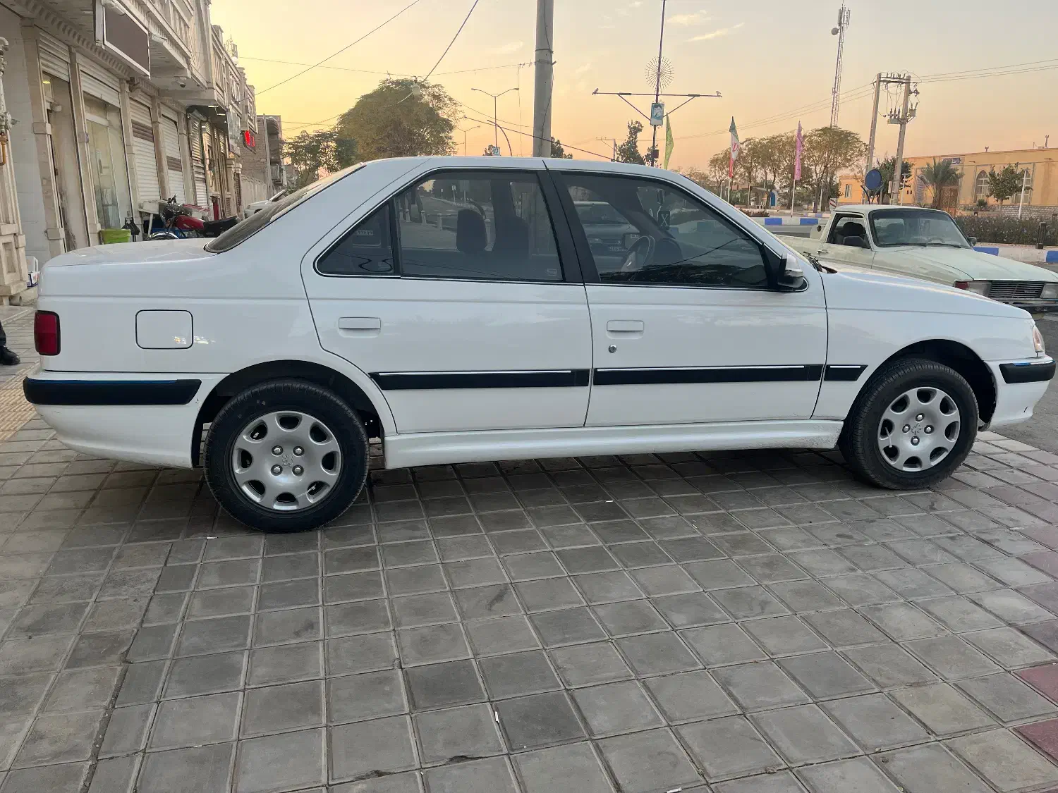 پارس سال مدل ۱۴۰۱|خودرو سواری و وانت|بادرود, |دیوار