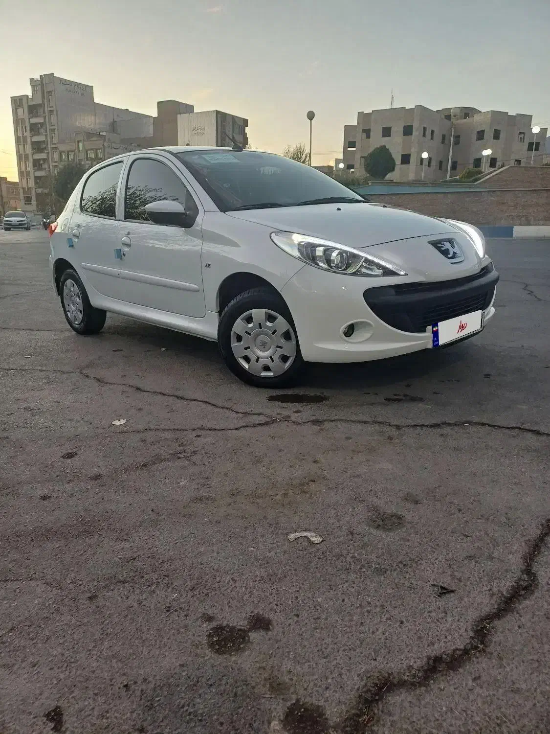 ۲۰۷ درحدخشک|خودرو سواری و وانت|ایلام, |دیوار