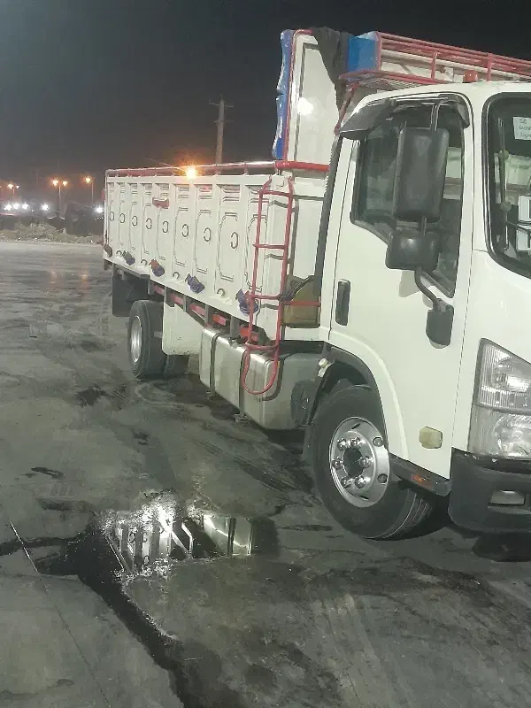 ایسوزو ۸تن مدل ۹۳|خودرو سنگین|اسلامشهر, شهرک لاله|دیوار