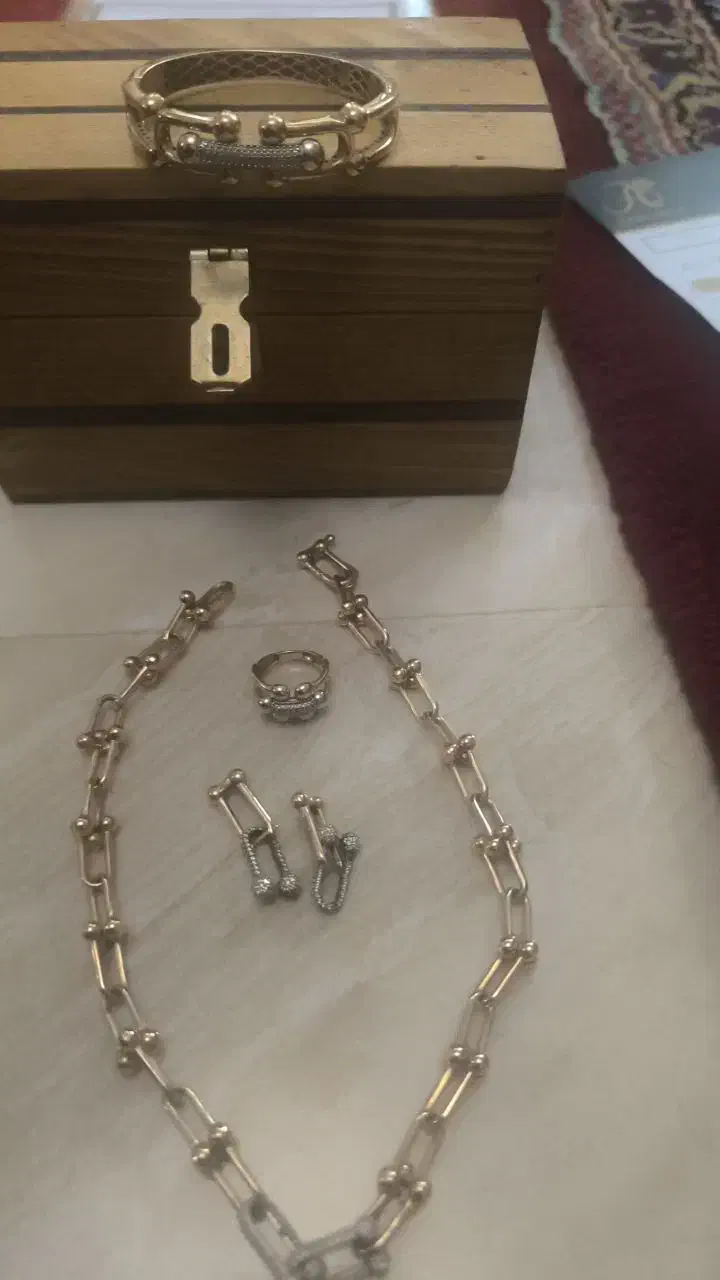 سرویس تیفانی و طلای ریز|جواهرات|تبریز, |دیوار