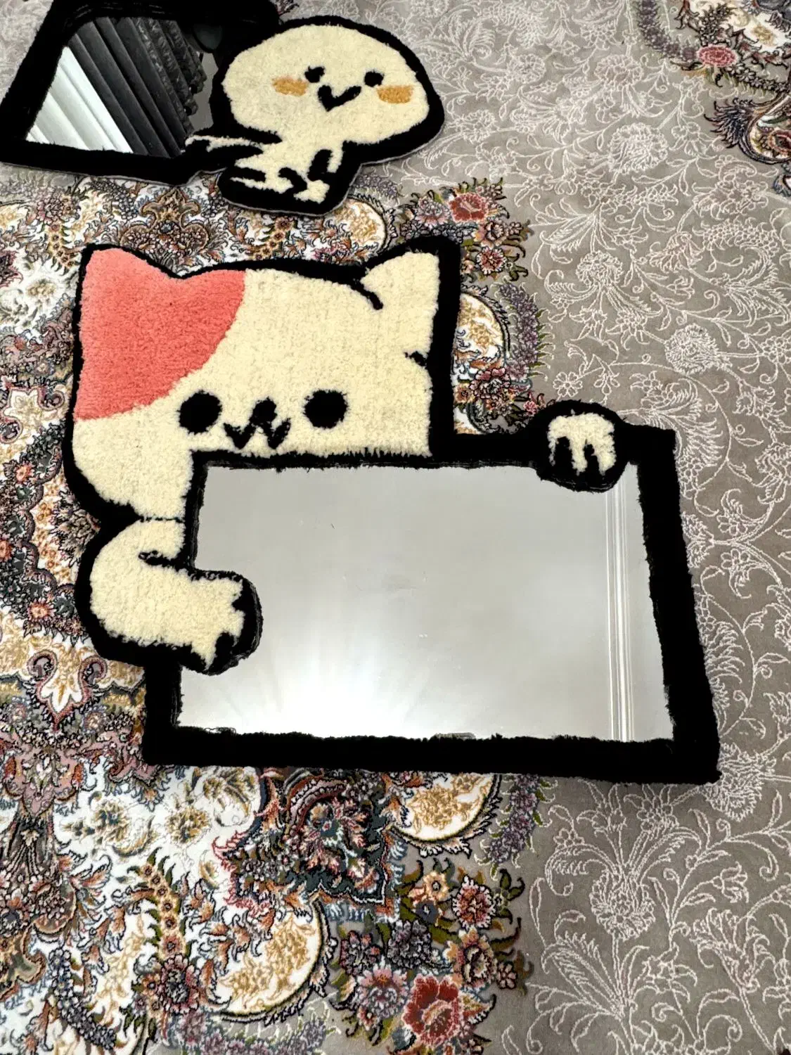 آینه های فرشی|آینه|تبریز, |دیوار