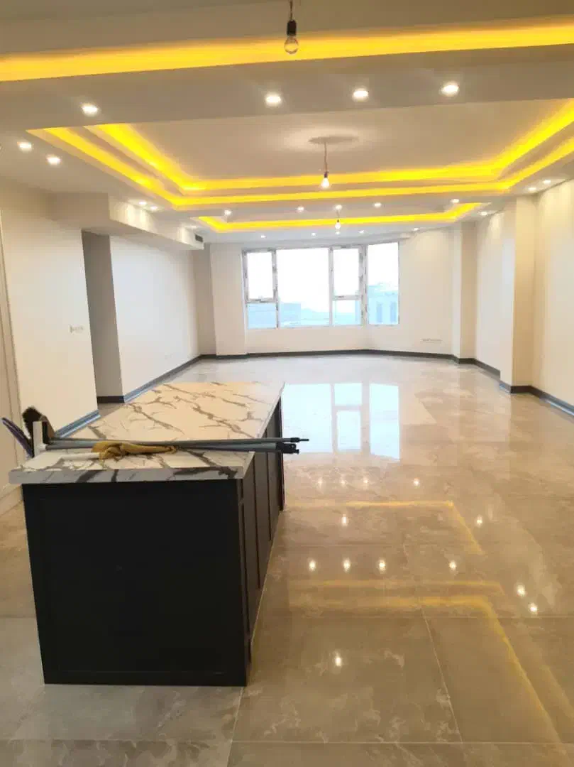 آپارتمان 163 متری 3 خواب / 2 پارکینگ /کلید نخورده