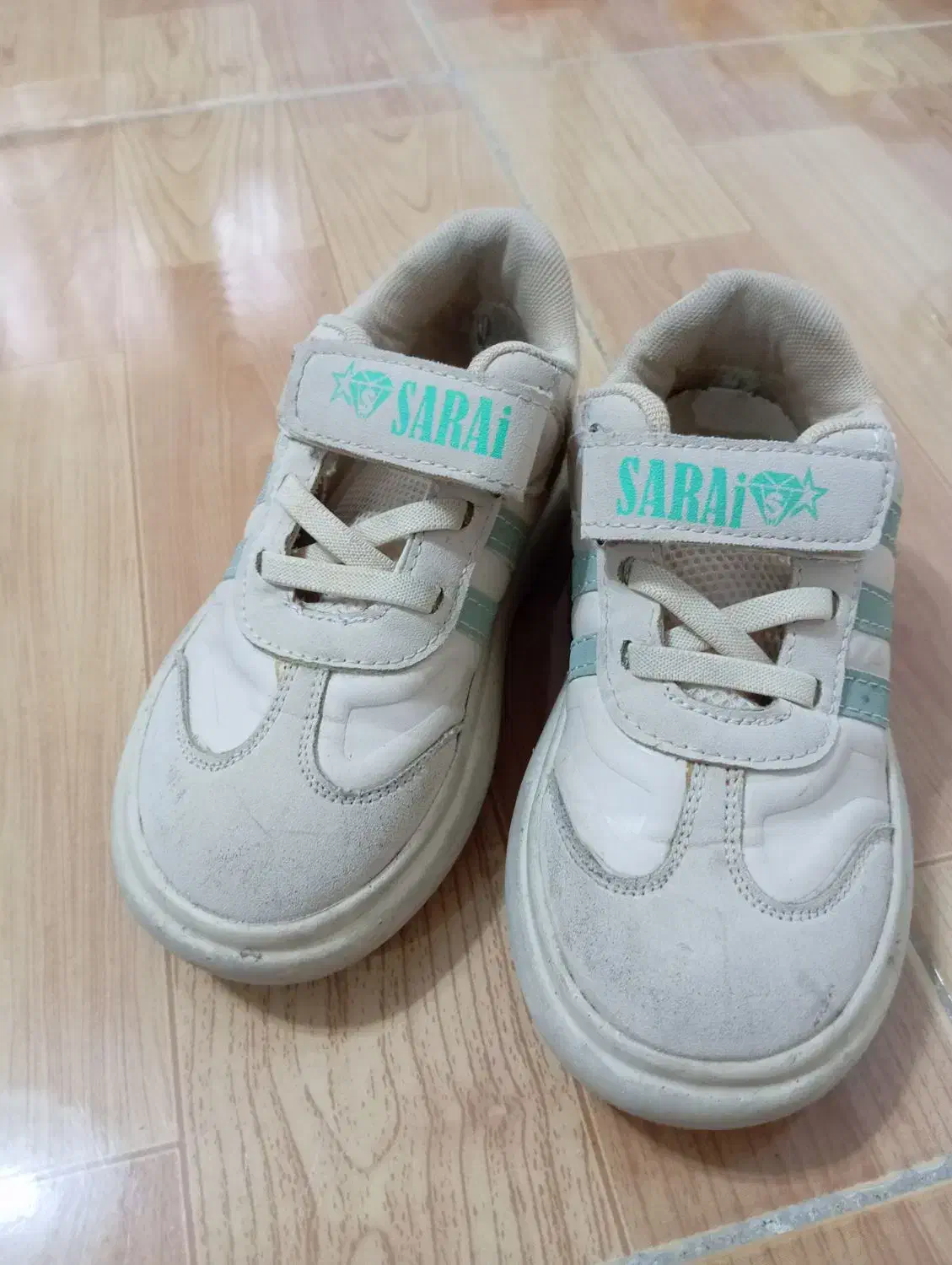 کتونی بچگانه|کفش و لباس بچه|رشت, شهرک صبا|دیوار