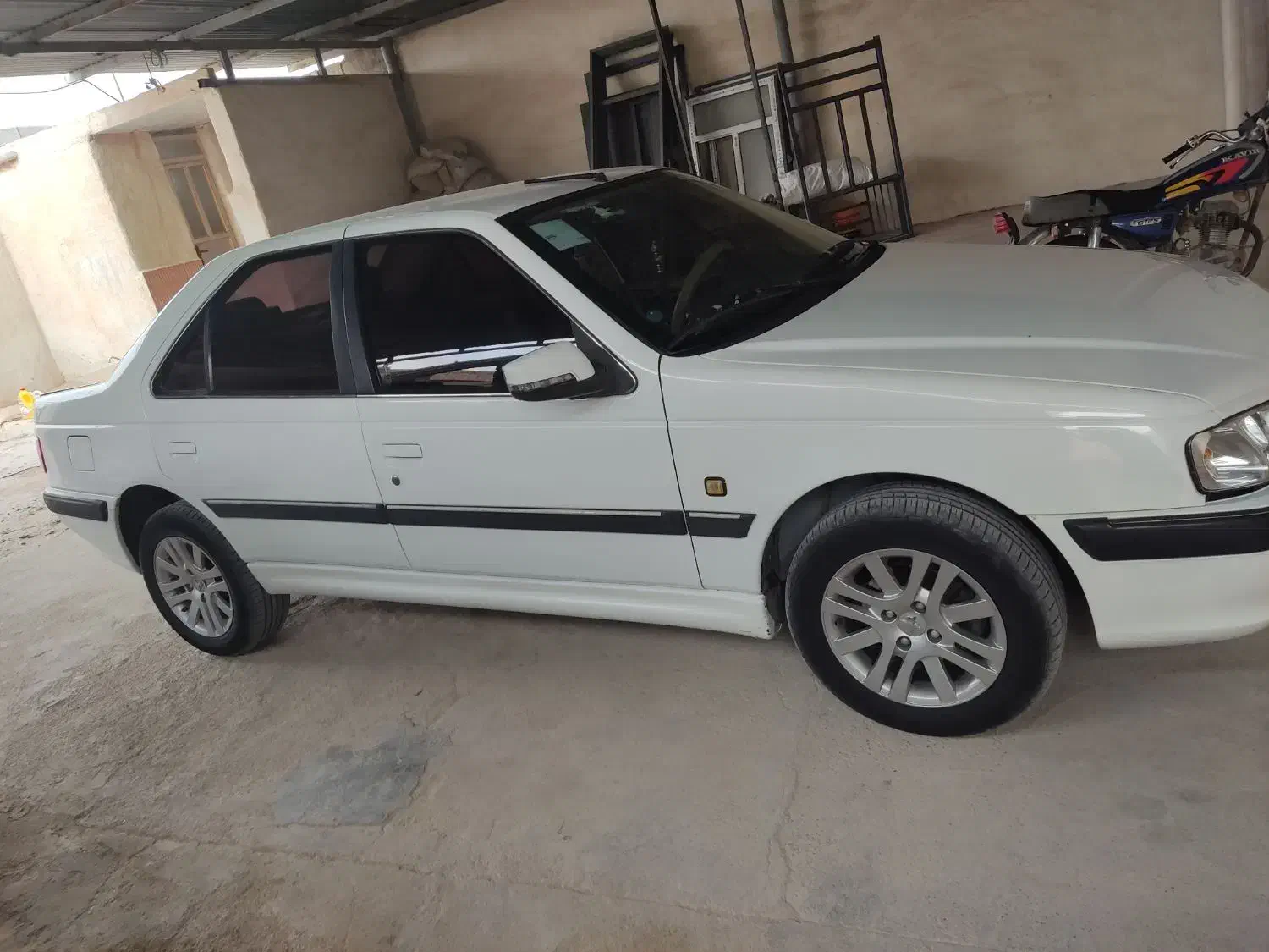 پژو پارس سال مدل 95|خودرو سواری و وانت|امیدیه, |دیوار