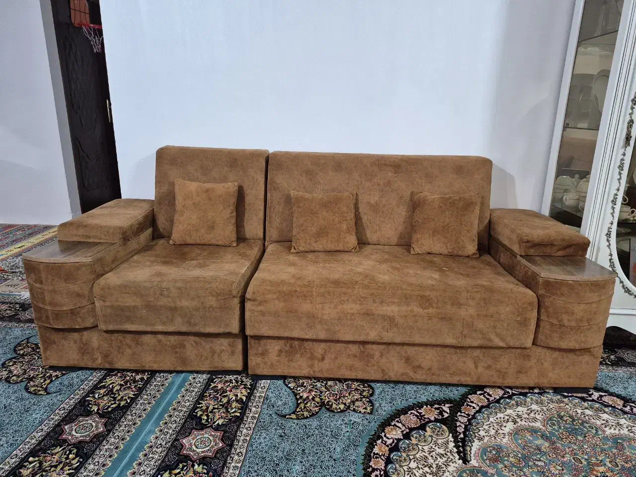 مبل هفت نفره و شیک|مبلمان خانگی و میز عسلی|زاهدان, |دیوار