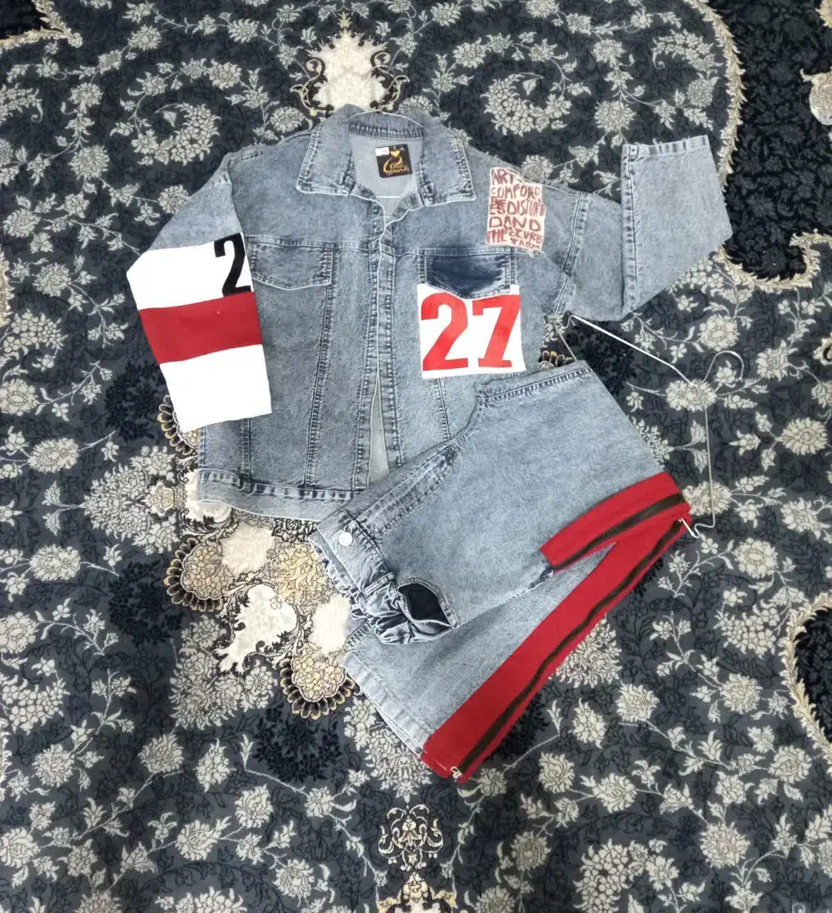 کت لی با شلوار|لباس|درگزین, |دیوار