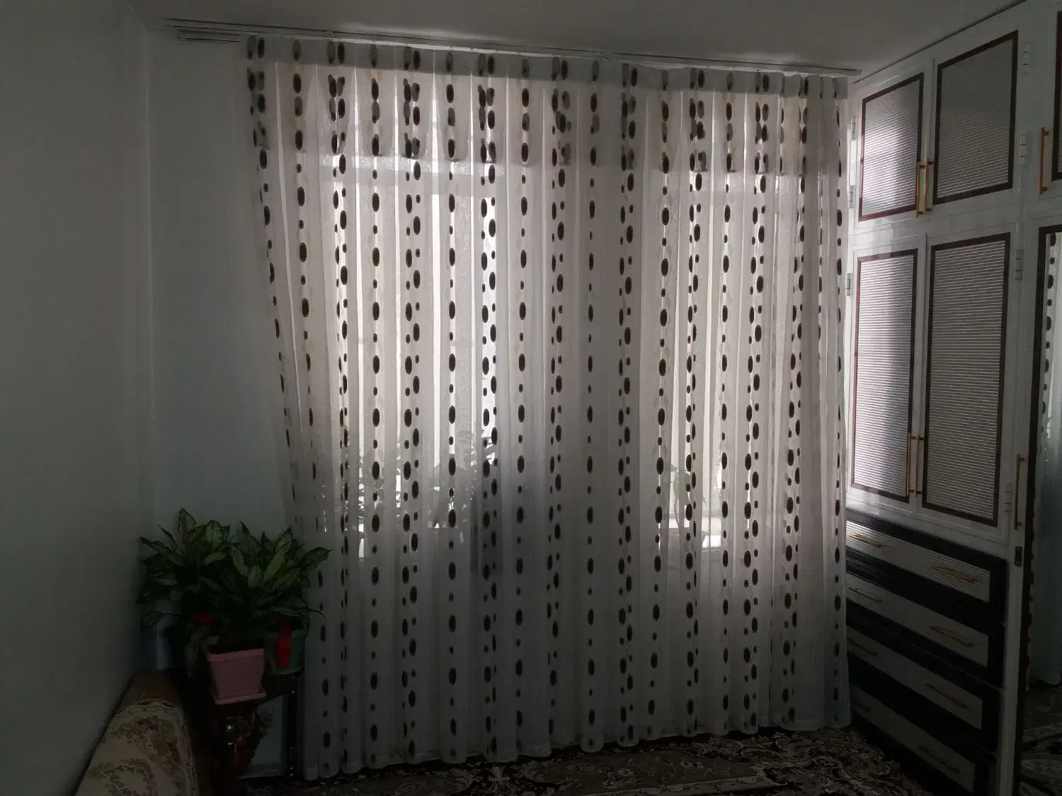 پرده|پرده، رانر، رومیزی|دورود, |دیوار