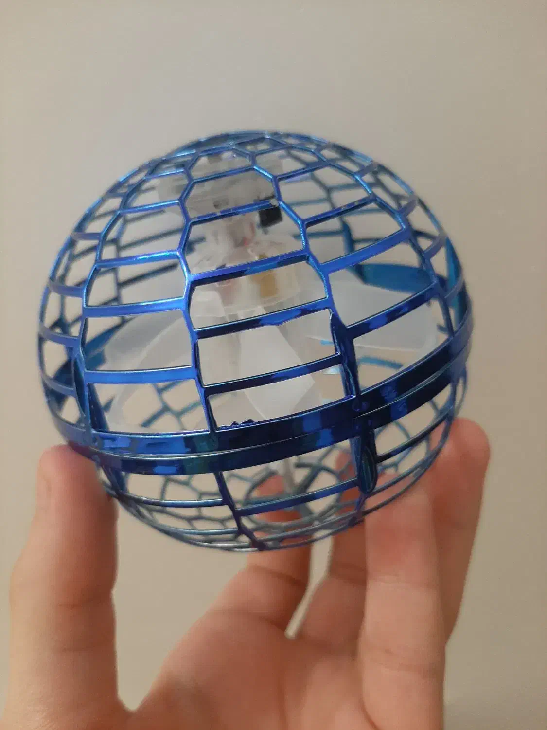 توپ پرنده|اسباب‌‌بازی|قم, نیروگاه|دیوار