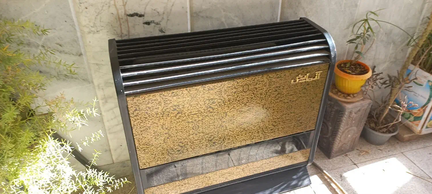 بخاری آزمایش ۱۴۰۰۰ هلیا در حد نو|بخاری، هیتر، شومینه|نیشابور, شهرک ولیعصر|دیوار