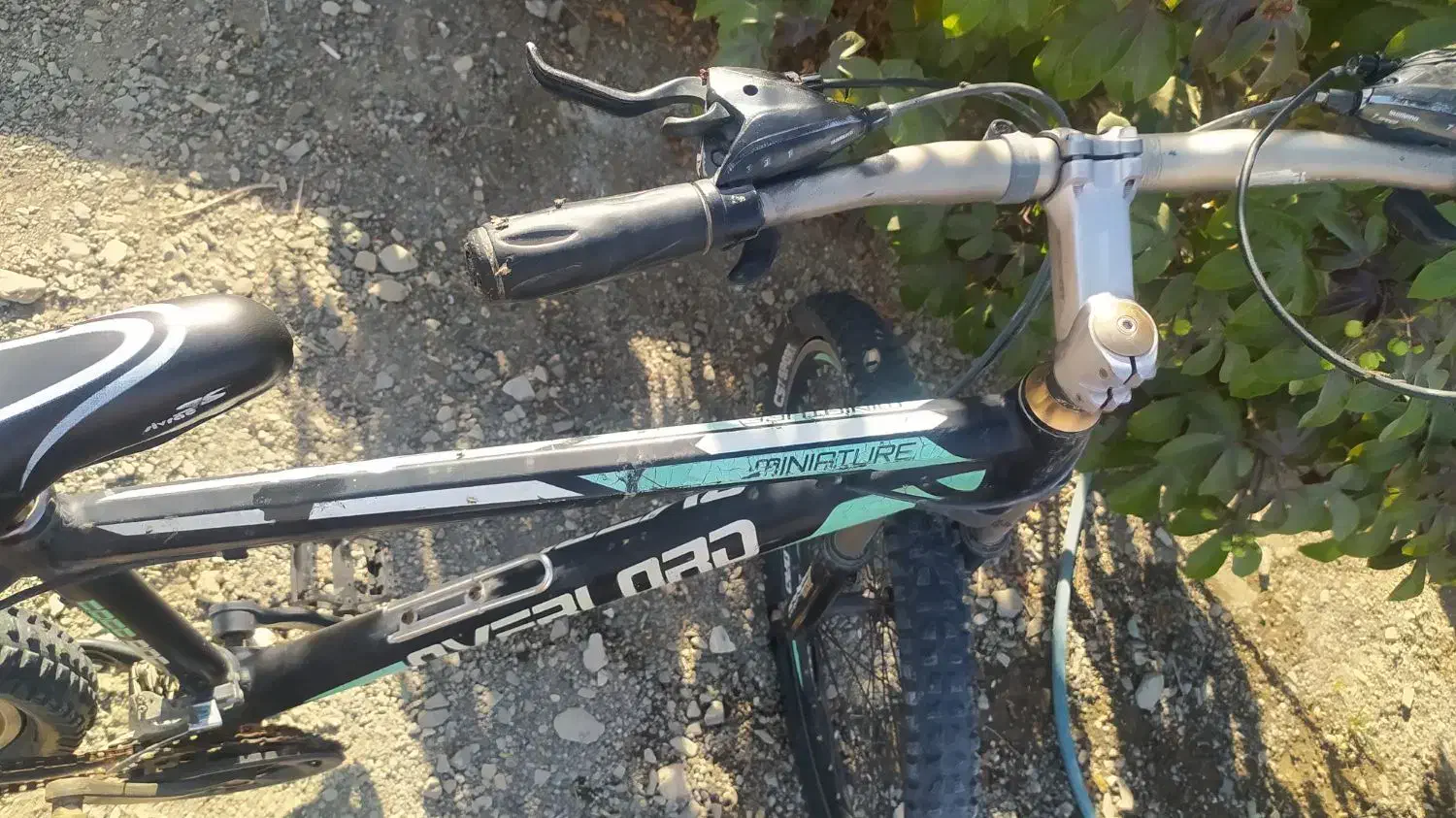 چرخ|دوچرخه، اسکیت، اسکوتر|بلوک, |دیوار