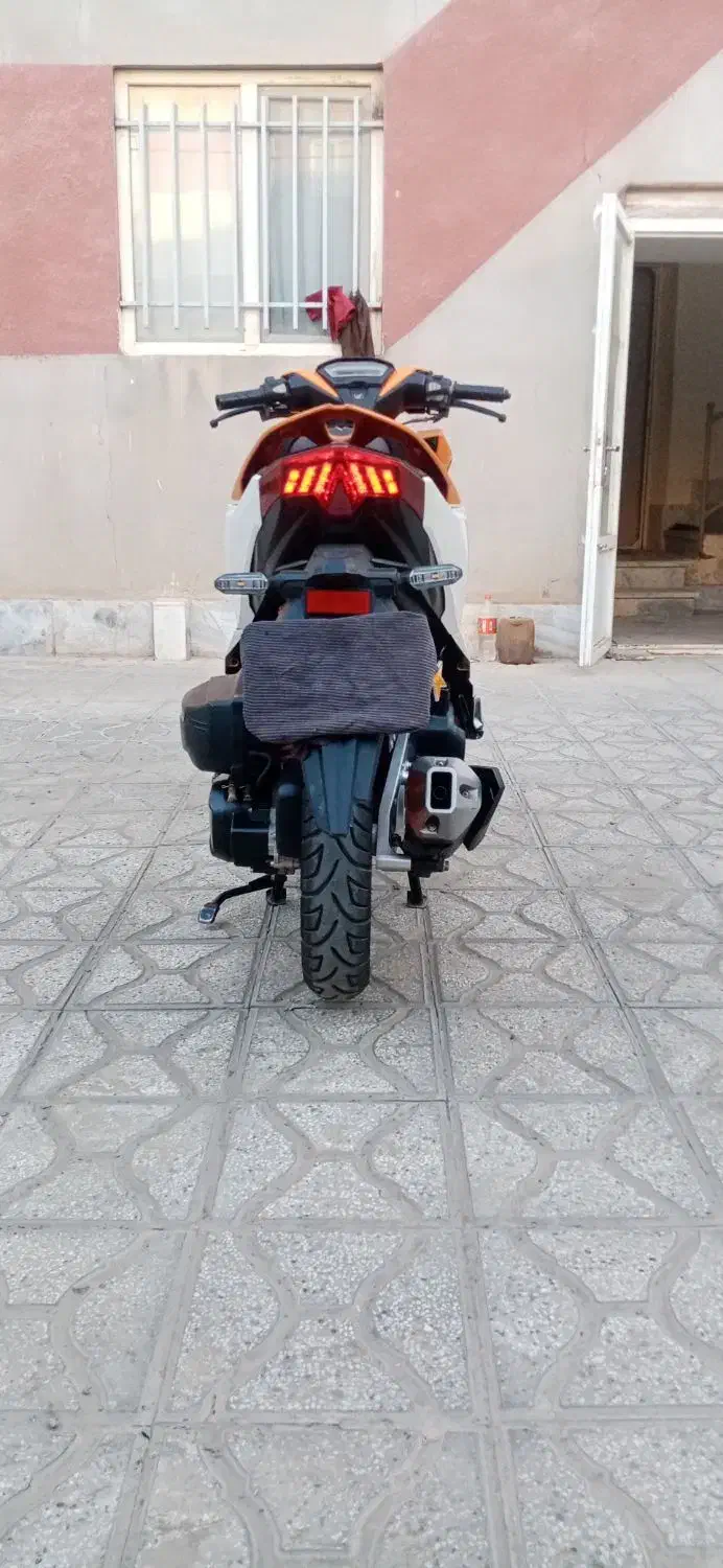 کلیک 150 در حد صفر|موتورسیکلت|کاشمر, |دیوار