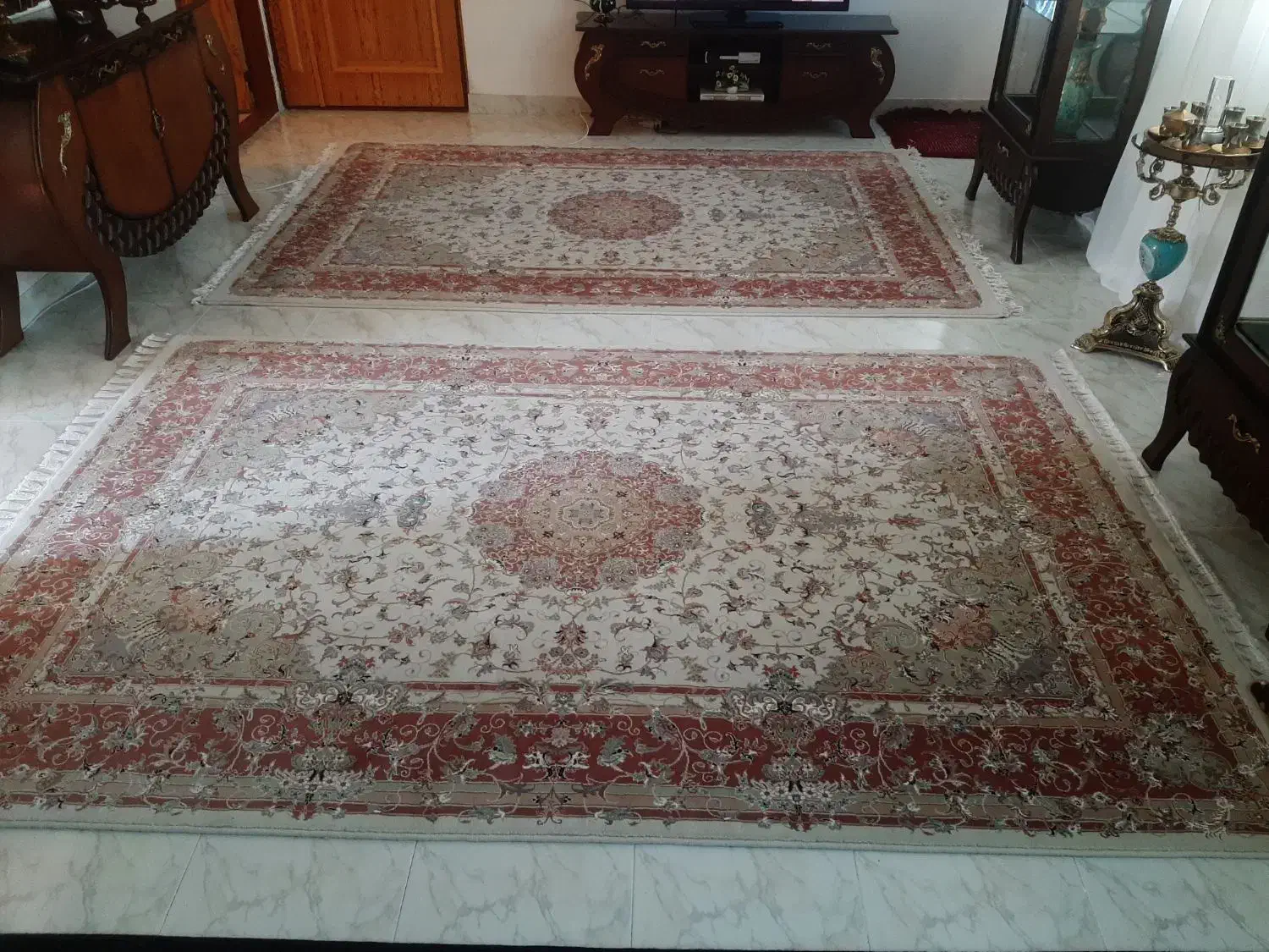 فرش ۶متری تمیز ۲ عدد|فرش|ارومیه, |دیوار