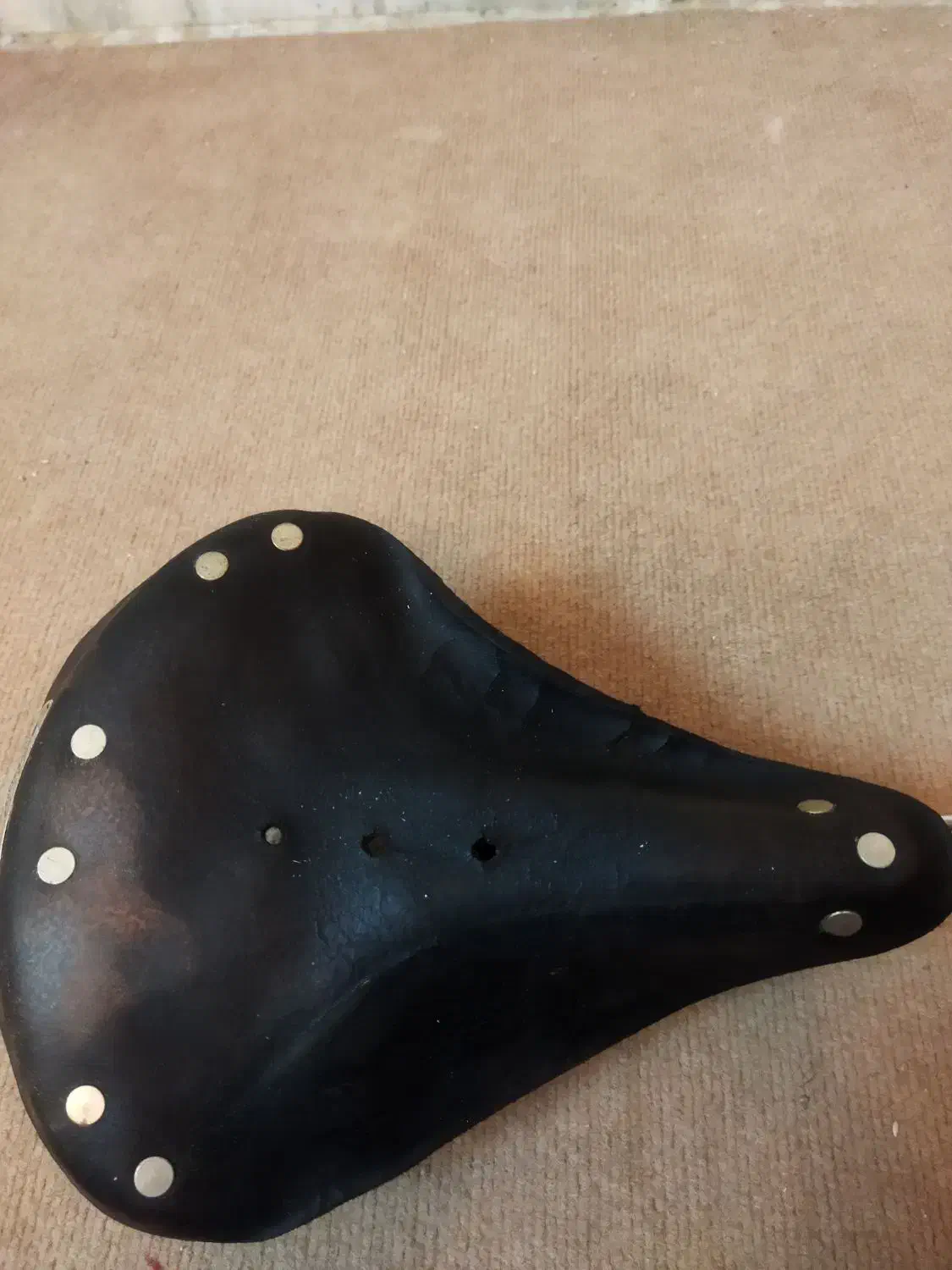 زین اصلی دوچرخه قدیمی 2.5 بزرگ|دوچرخه، اسکیت، اسکوتر|اصفهان, باب الدشت|دیوار