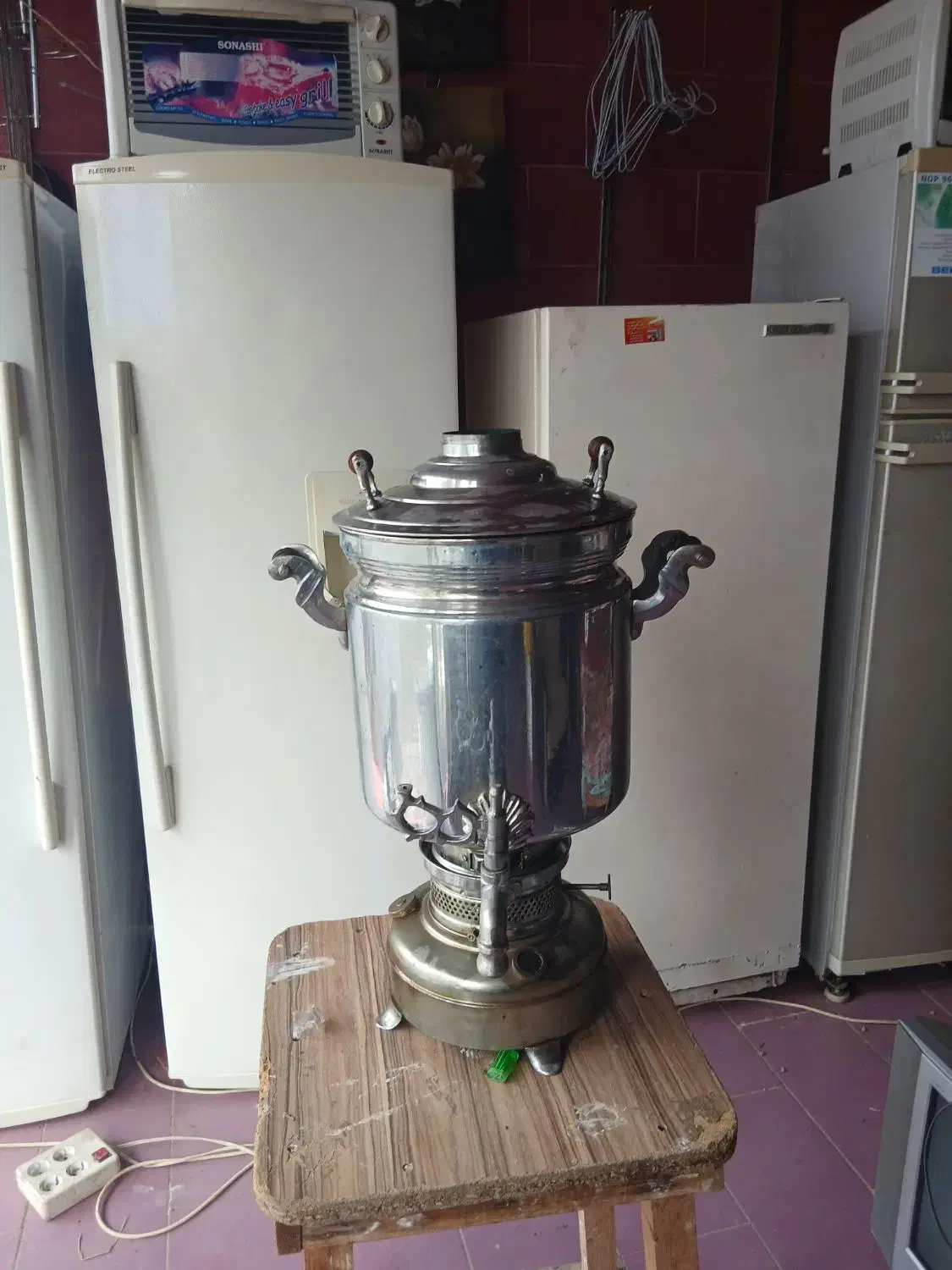 سماور نفتی فومن|سماور، چای‌ساز، قهوه‌ساز|فومن, |دیوار