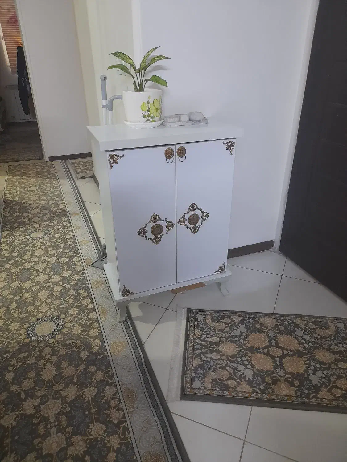 ۱میلیون ۵۰۰هزارتومان|مبلمان خانگی و میز عسلی|تهران, آهنگران (سراسیاب دولاب)|دیوار