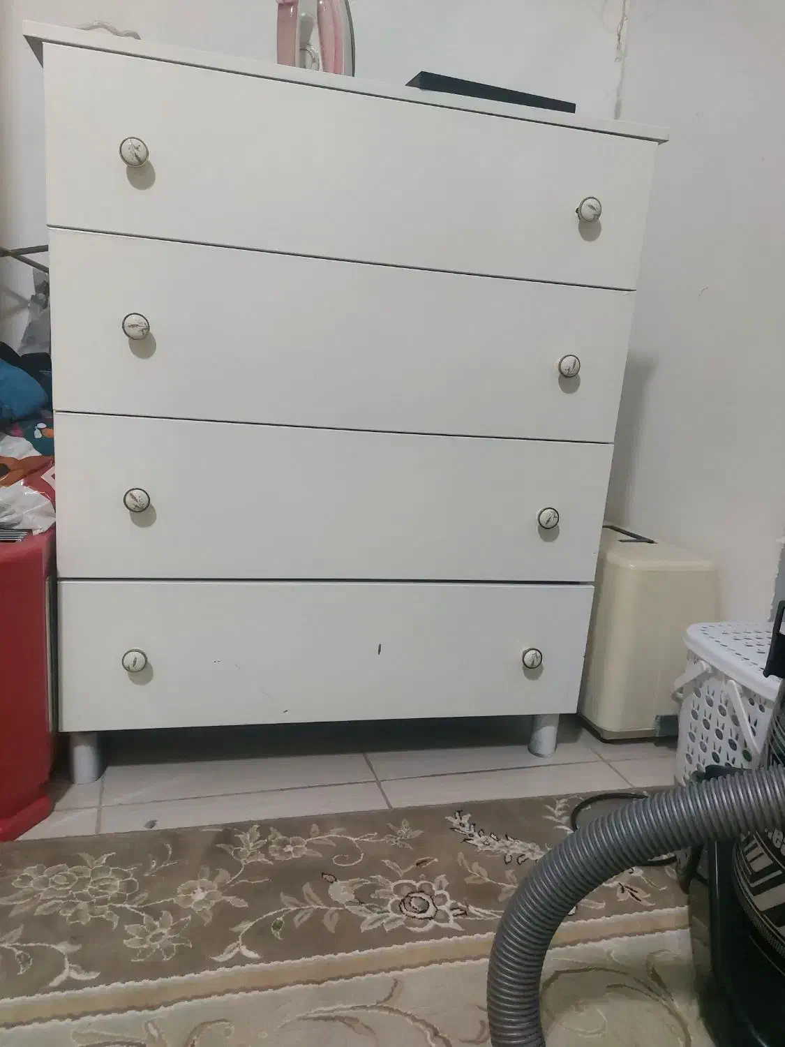 دراور ۴کشو مناسب لباس|جاکفشی، کمد، دراور|بیرجند, |دیوار