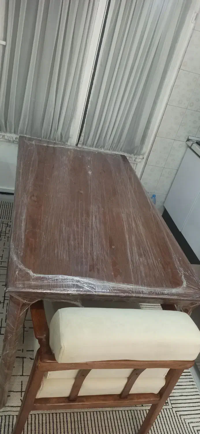 میز نهارخوری 4 نفره به همراه صندلی کاملا نو|میز و صندلی غذاخوری|تهران, دولتخواه شمالی|دیوار