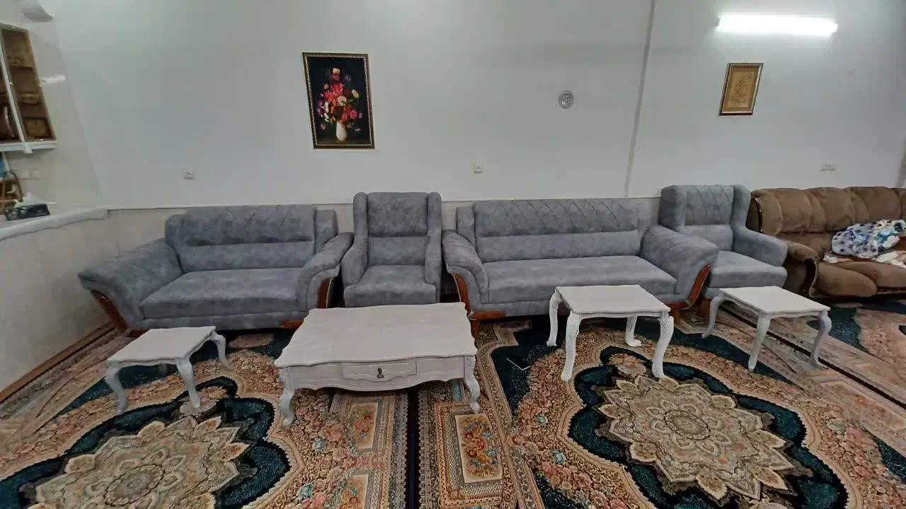 مبل|مبلمان خانگی و میز عسلی|میبد, |دیوار