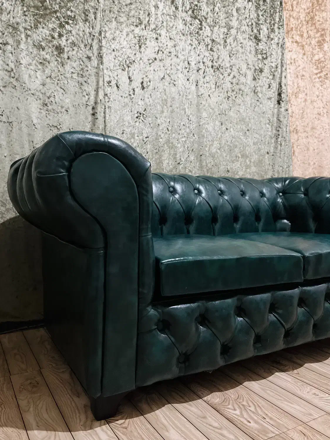 مبلمان چستر|مبلمان خانگی و میز عسلی|اردبیل, |دیوار