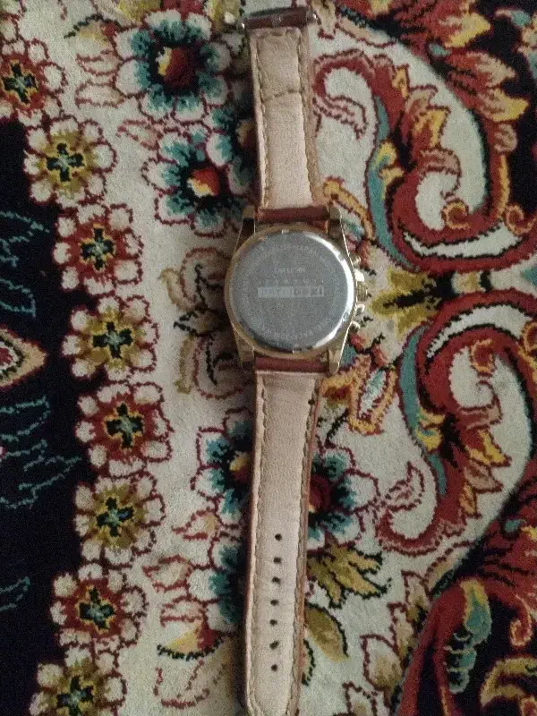 ساعت مچی|ساعت|پیشوا, |دیوار