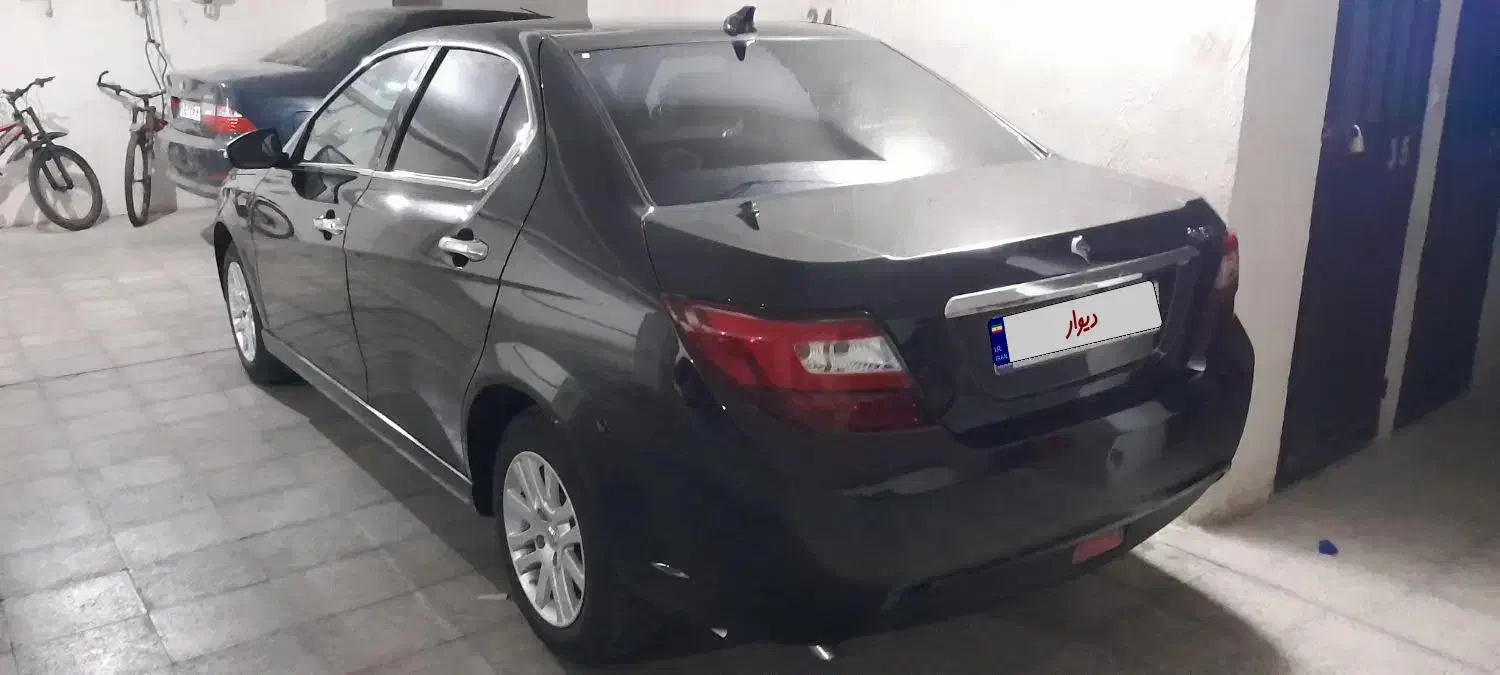 دنا پلاس ۶دنده|خودرو سواری و وانت|پرند, فاز ۴|دیوار