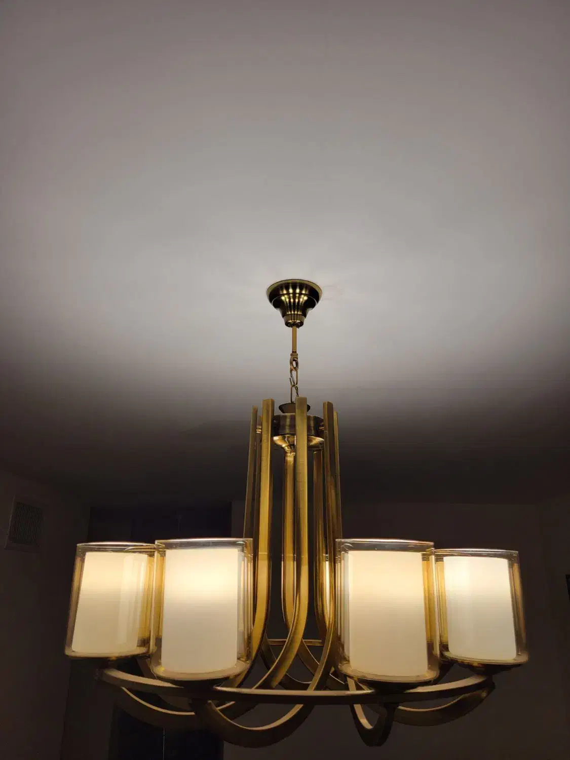 لوستر ۸ شاخه درحد نو واقعی|لوستر و چراغ آویز|پردیس, فاز ۶|دیوار