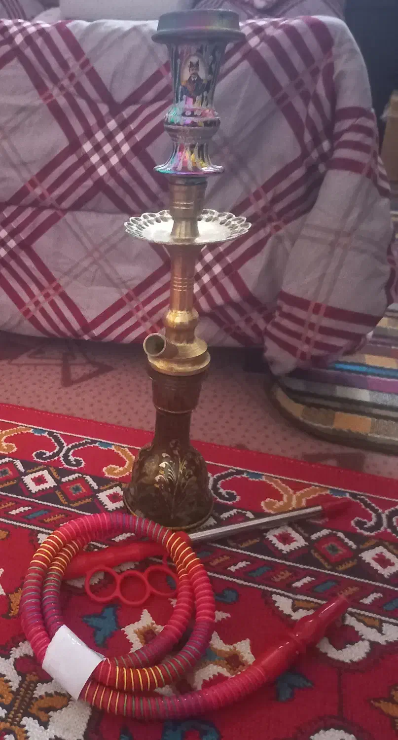 قلیون برنجی|صنایع دستی و سایر لوازم تزئینی|آران و بیدگل, |دیوار