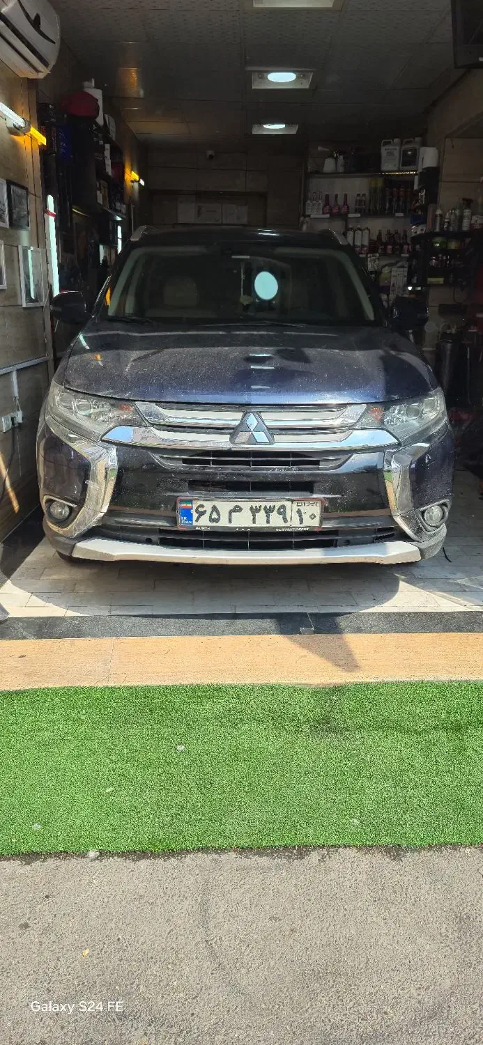 نصب تخصصی نصب دودی شیشه خودرو|خدمات موتور و ماشین|رشت, معلم|دیوار