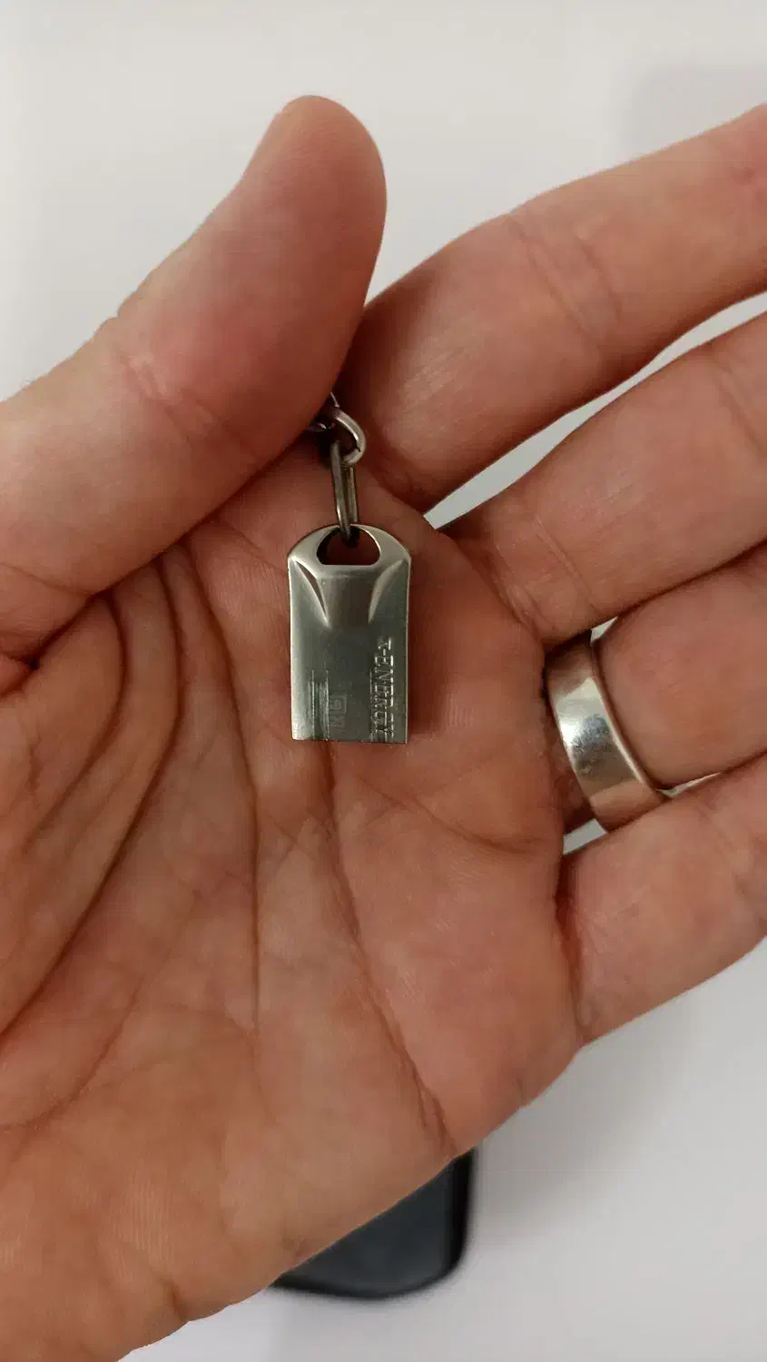 فلش مموری 32 گیگ|لوازم جانبی موبایل و تبلت|شاهرود, |دیوار