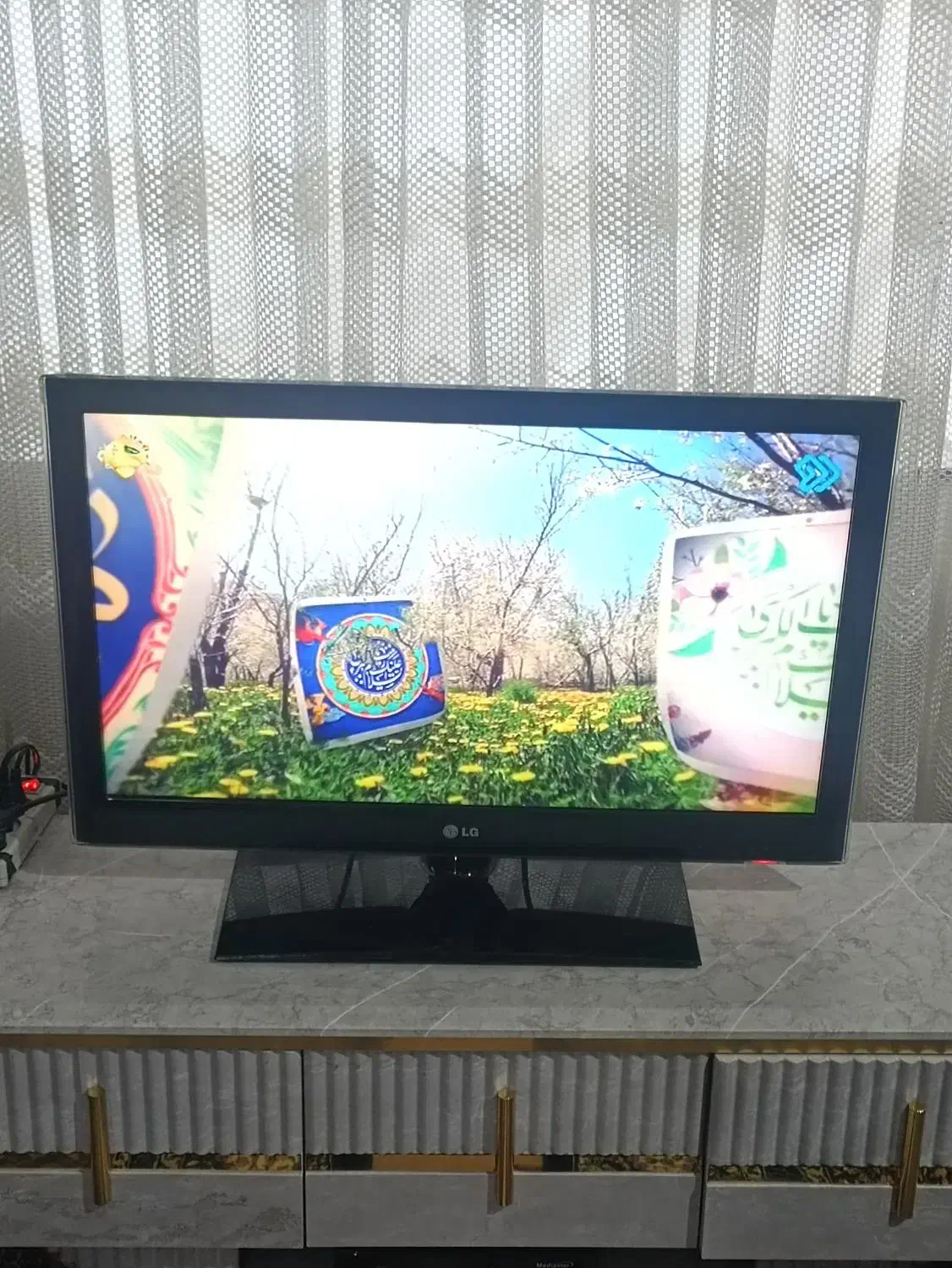 تلویزیون 32الجی در حد صفر|تلویزیون و پروژکتور|اردبیل, |دیوار