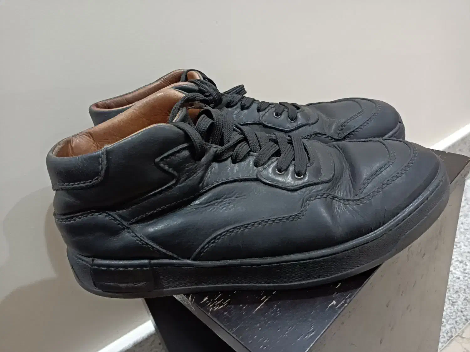 نیم بوت تمام چرم سفارشی سایز ۴۲|کیف، کفش، کمربند|تهران, گلستان (شهرک راه آهن)|دیوار