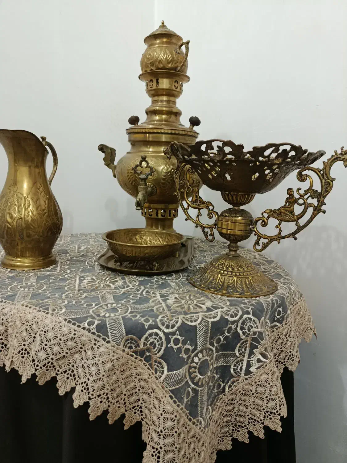 میز خاطر ه  سماور به همراه یک عدد میوه خوری|ظروف سرو و پذیرایی|اهواز, کوی مهدیس|دیوار