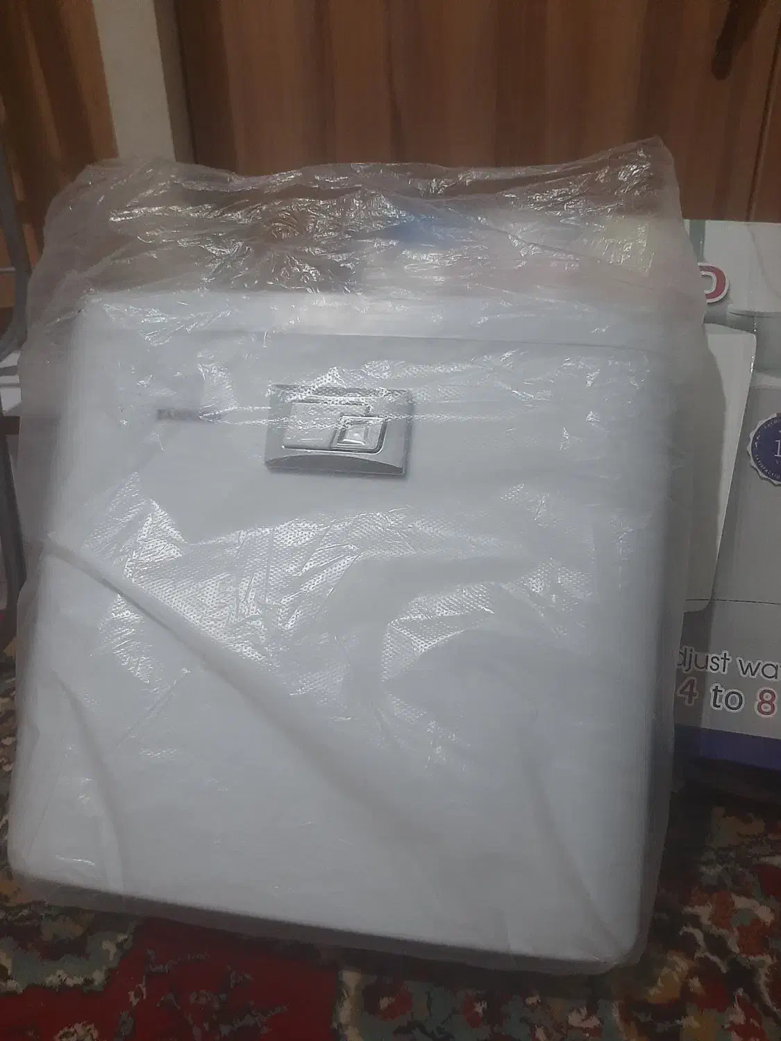 فلاش تانک فرپود|لوازم سرویس بهداشتی|آمل, |دیوار