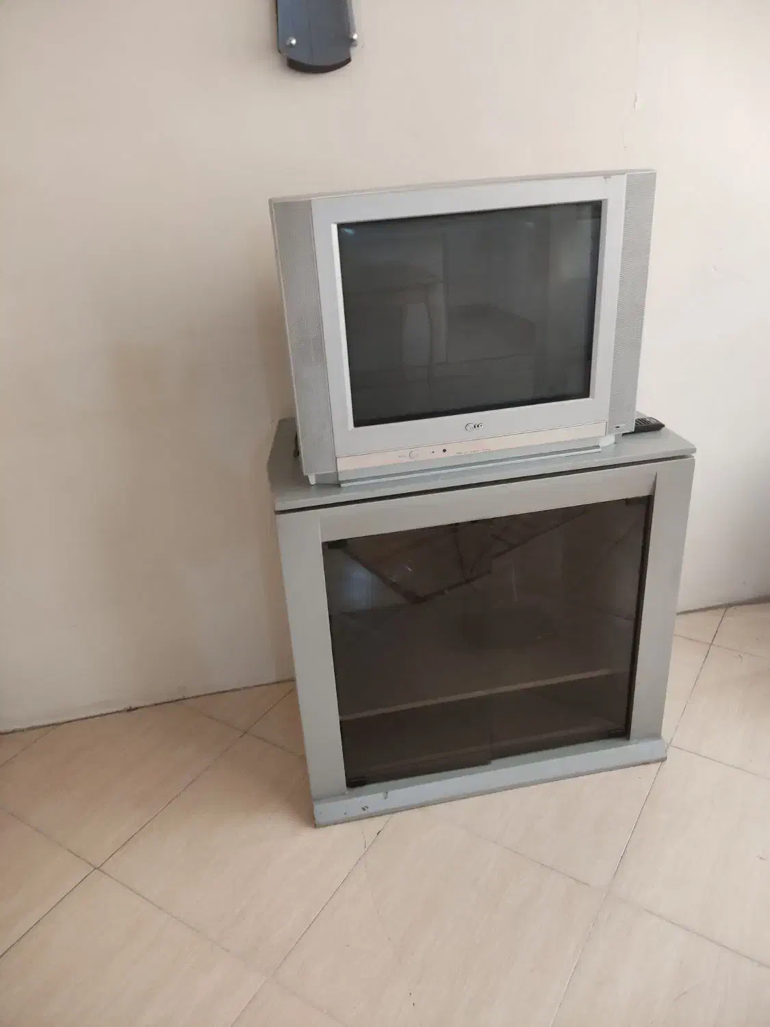 تلویزیون 21 اینچ سونی|تلویزیون و پروژکتور|تهران, سلسبیل شمالی|دیوار