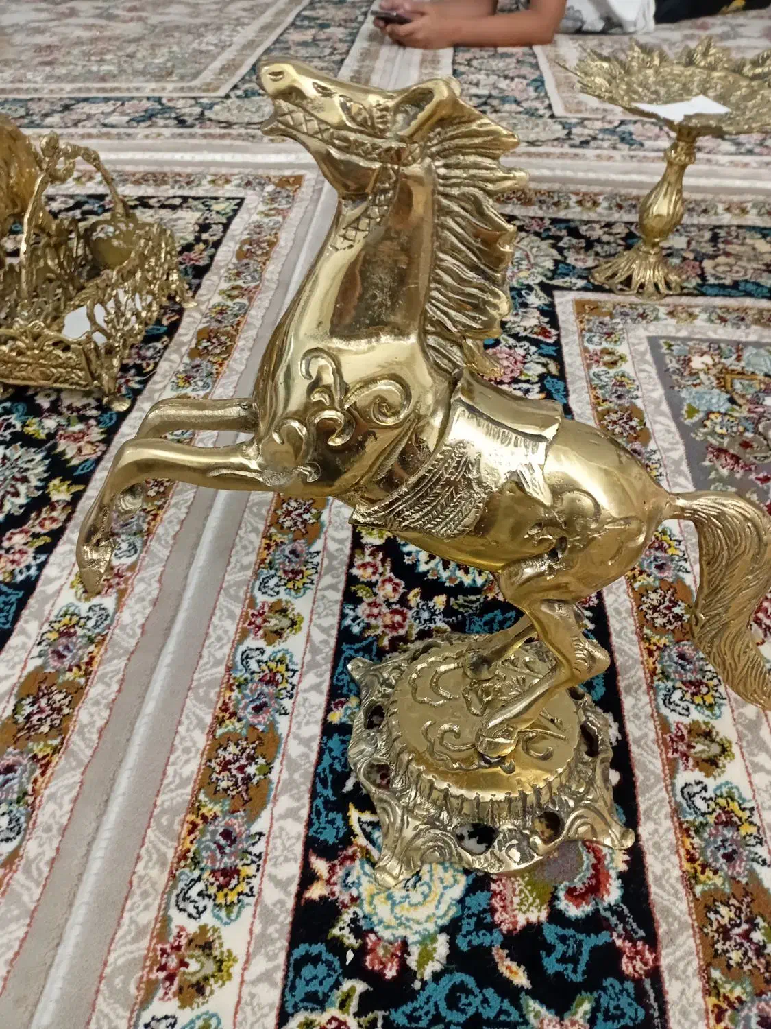 فیل و ببر و اسب برنجی|مجسمه، تندیس، ماکت|اسلام‌شهر, شاطره|دیوار