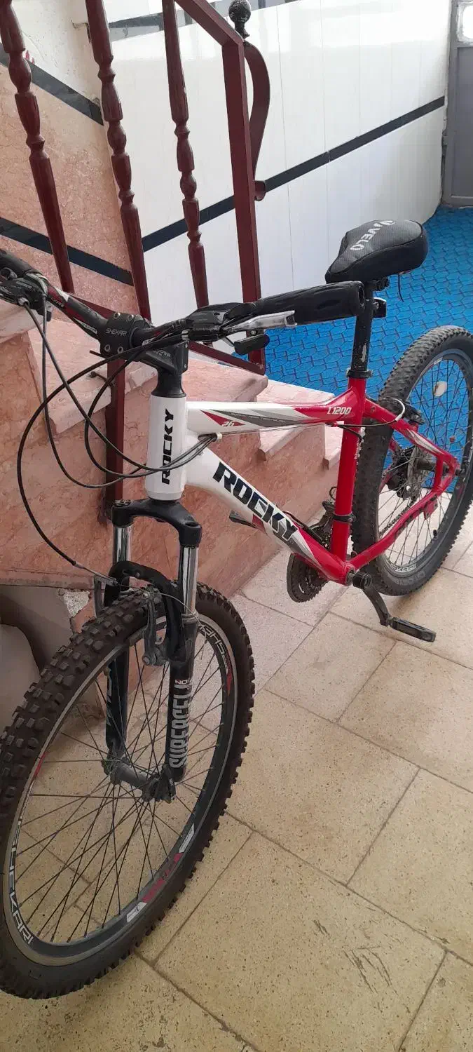 دوچرخه ی ۲۶ rocky|دوچرخه، اسکیت، اسکوتر|مریوان, |دیوار