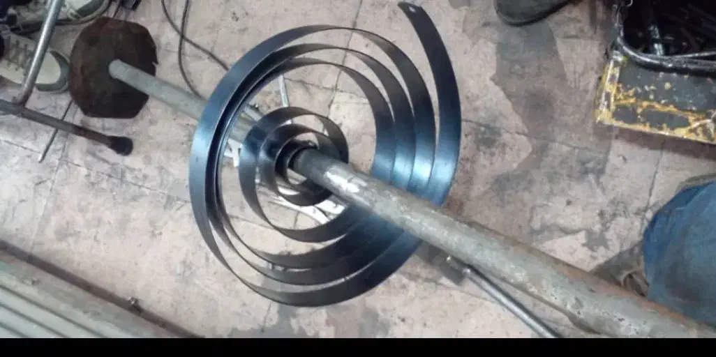 تعمیرات فنر کرکره های قدیمی پذیرفته می شود|خدمات پیشه و مهارت|اندیمشک, |دیوار