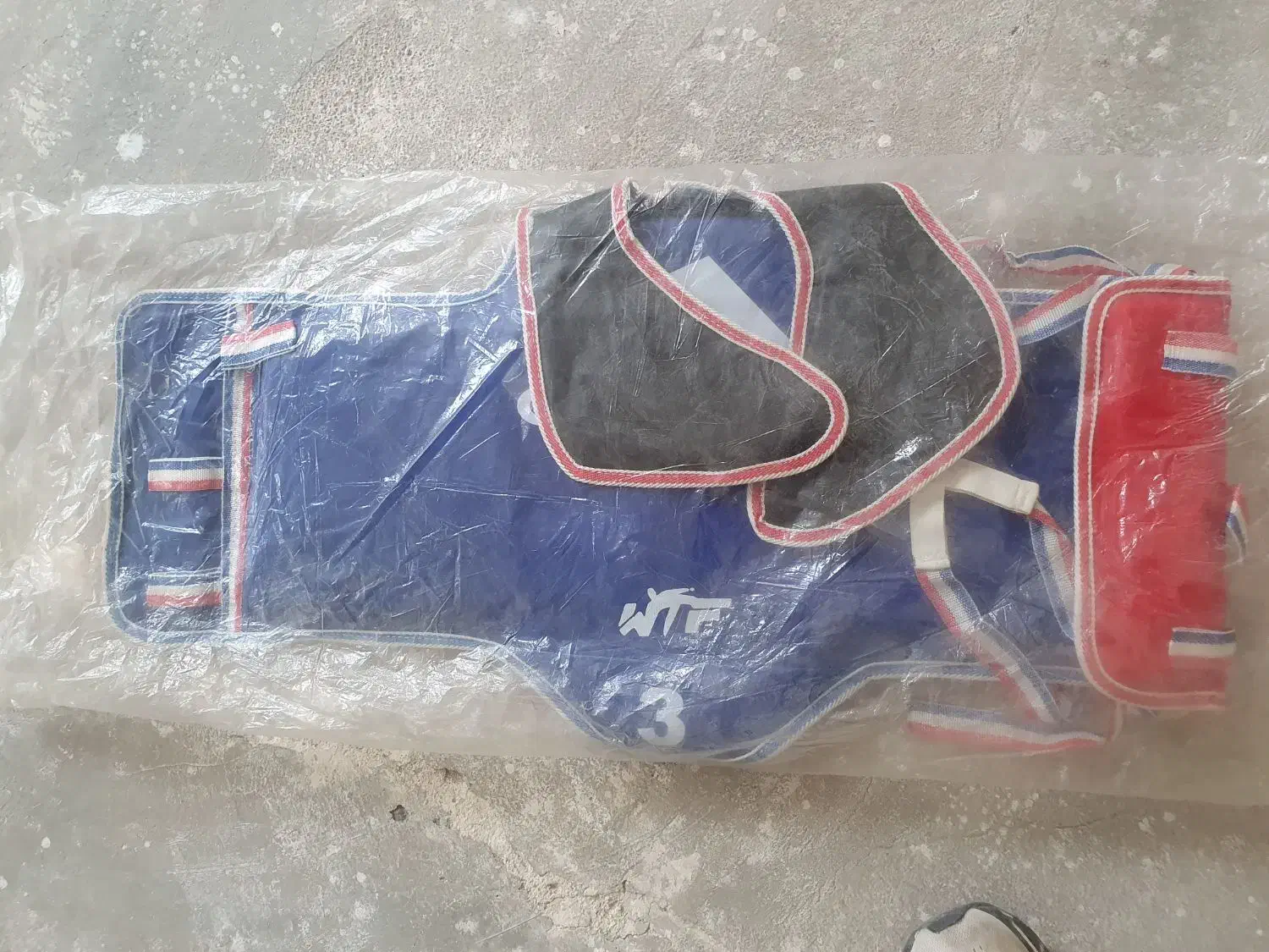 هوگو و کلاه تکواندو|تجهیزات ورزشی|کرمانشاه, |دیوار