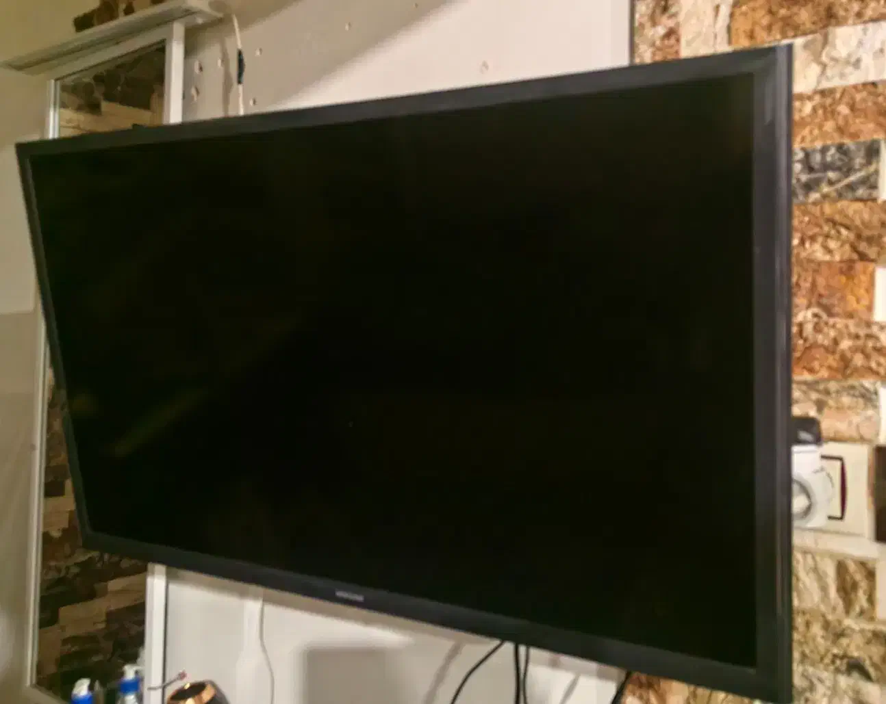 تلوزیون ال ای دی سامسونگ ۳۲اینچ|تلویزیون و پروژکتور|اردبیل, |دیوار