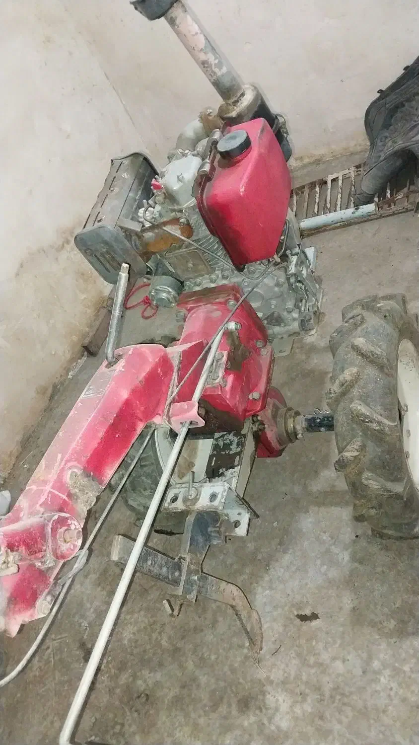 تیلر ۱۰ اسب|ماشین‌آلات صنعتی|تربت‌حیدریه, ترمینال|دیوار