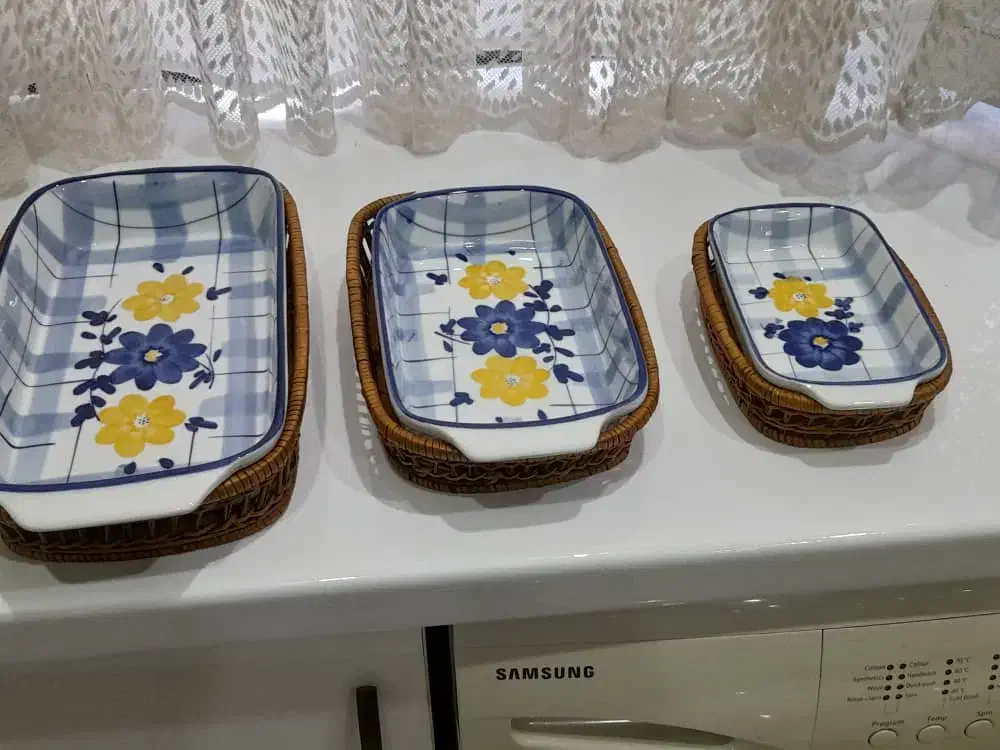 ظروف گل پنبه|ظروف سرو و پذیرایی|رشت, بازار|دیوار