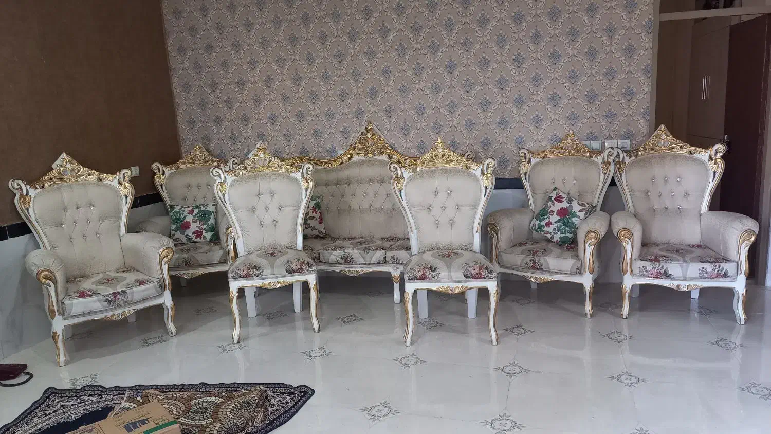 مبل ۹نفره سلطنتتی|مبلمان خانگی و میز عسلی|کامیاران, |دیوار