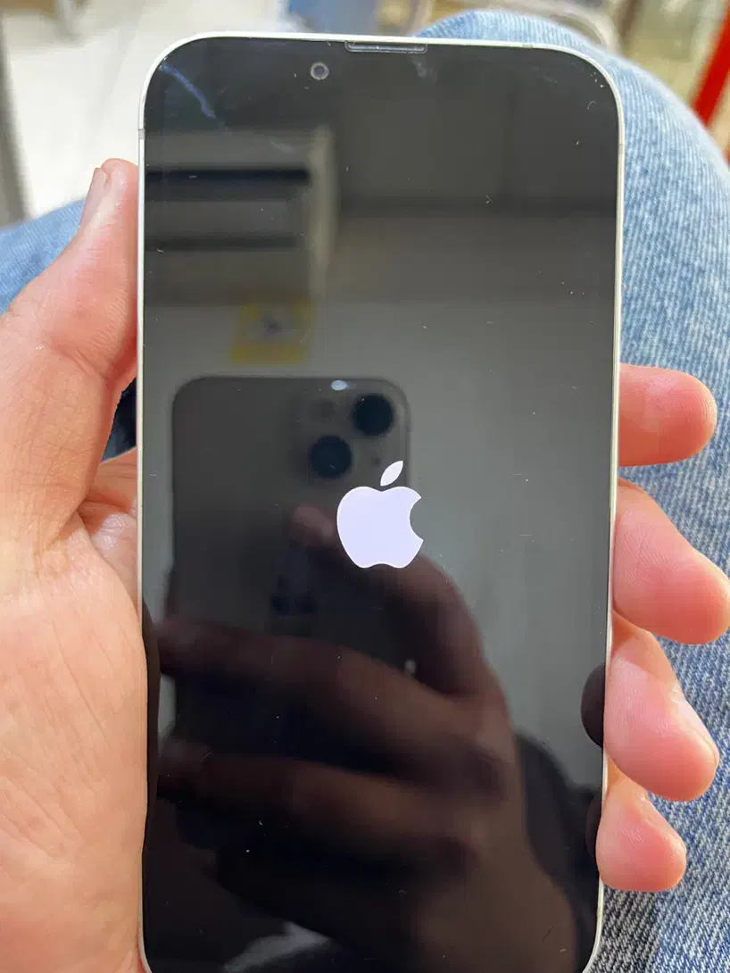 آیفون 13نرمال سفید در حد نو|موبایل|مشهد, رسالت|دیوار