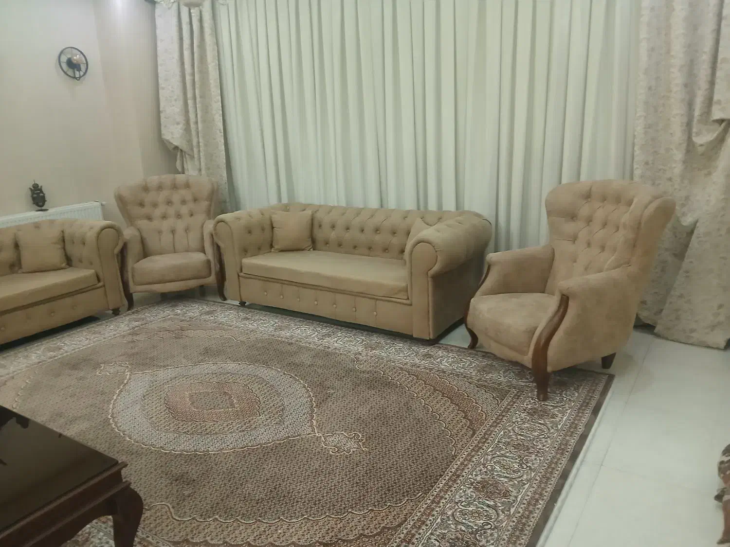 مبل راحتی ۷نفره|مبلمان خانگی و میز عسلی|گرمدره, |دیوار