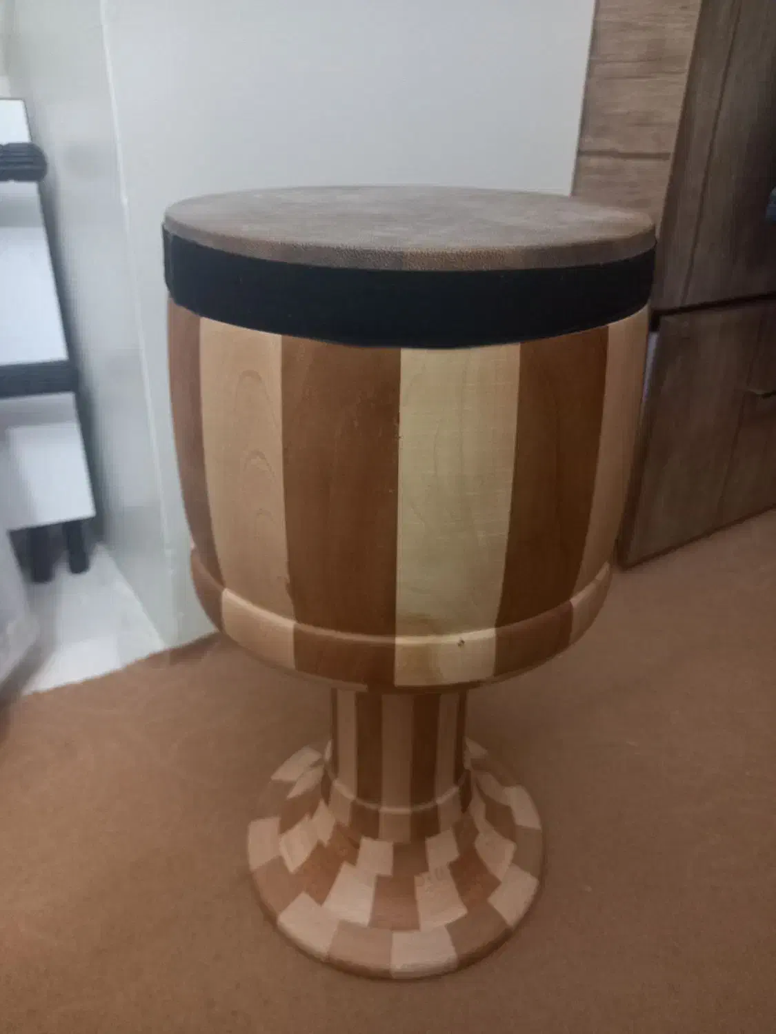 فروش دف و تنبک|سازهای سنتی|اندیشه, اندیشه فاز ۱|دیوار