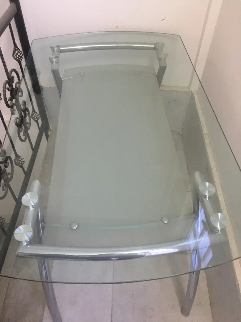 میز شیشه پایه اسطیل شیشه زخیم|میز و صندلی غذاخوری|مشهد, رضاشهر|دیوار