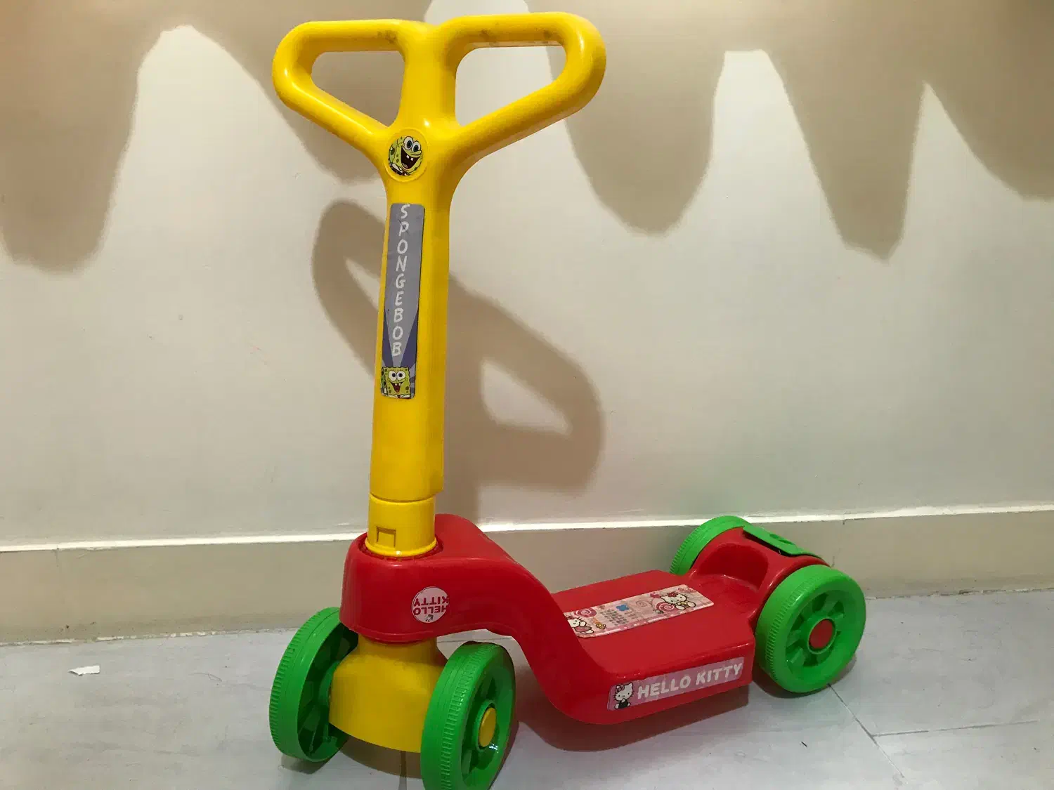 اسکوتر نوی نو اصلا استفاده نشده|اسباب‌بازی بچه|تهران, امام زاده عبدالله|دیوار