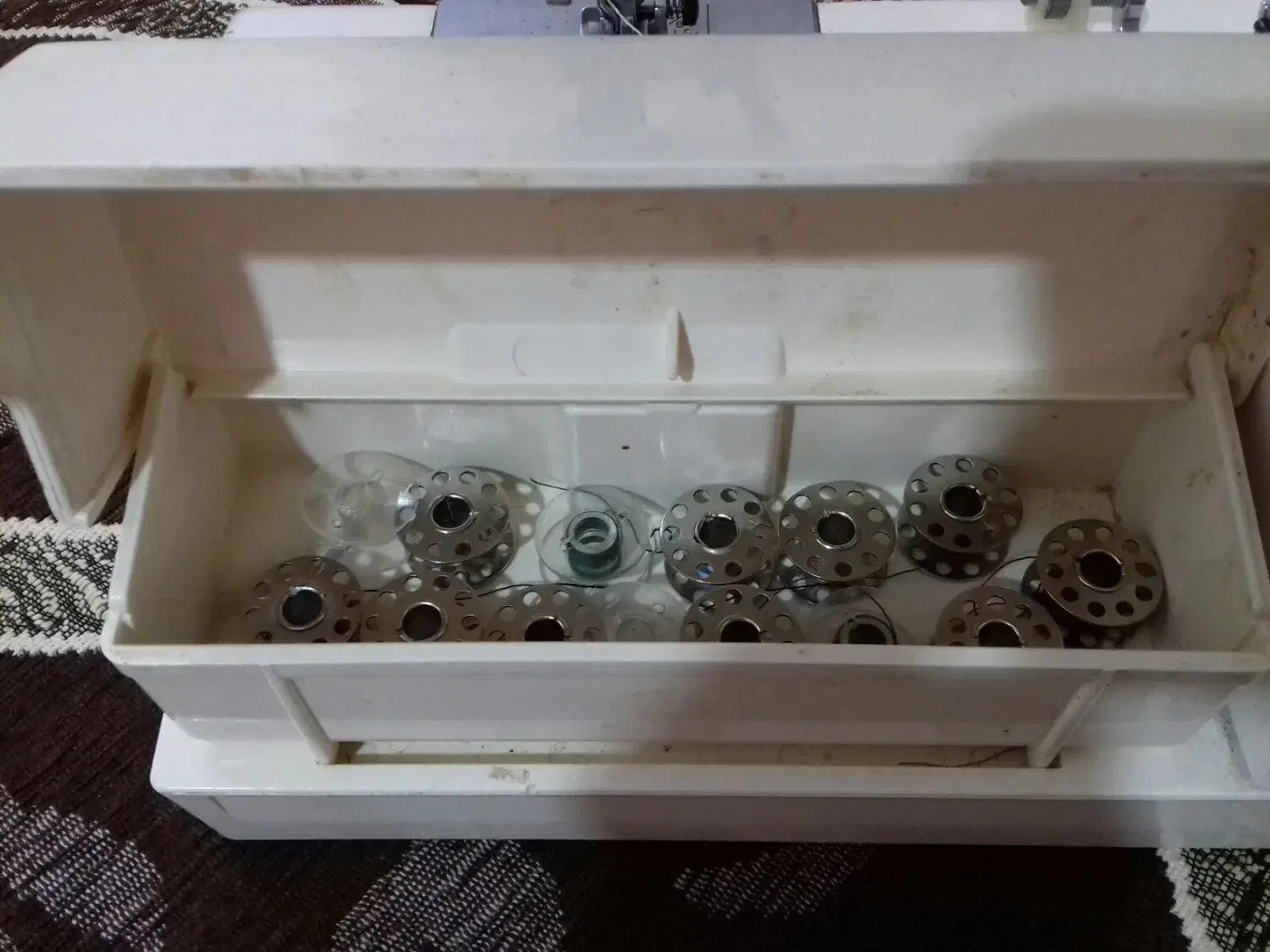 چرخ خیاطی|چرخ خیاطی و ریسندگی|بهارستان, |دیوار