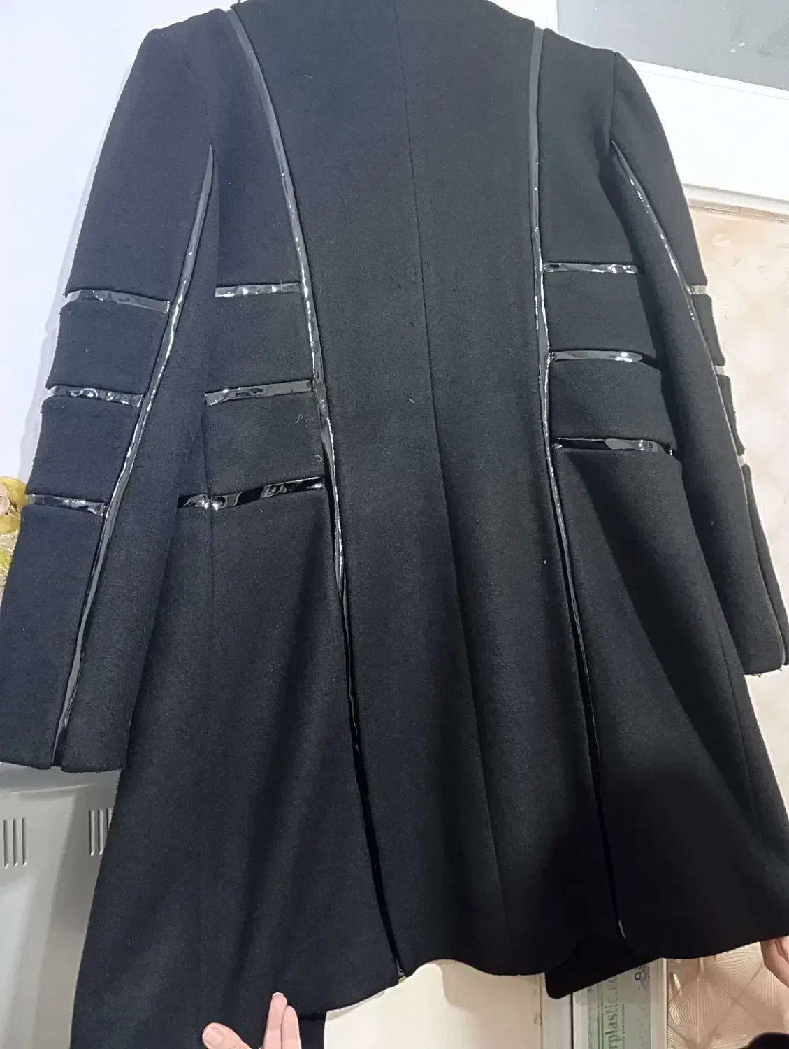 پالتو مارک|لباس|دهدشت, |دیوار