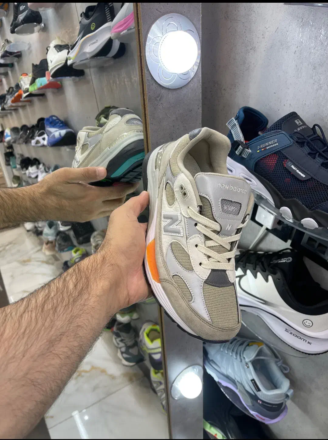 کفش نیوبالاس|کیف، کفش، کمربند|بانه, |دیوار